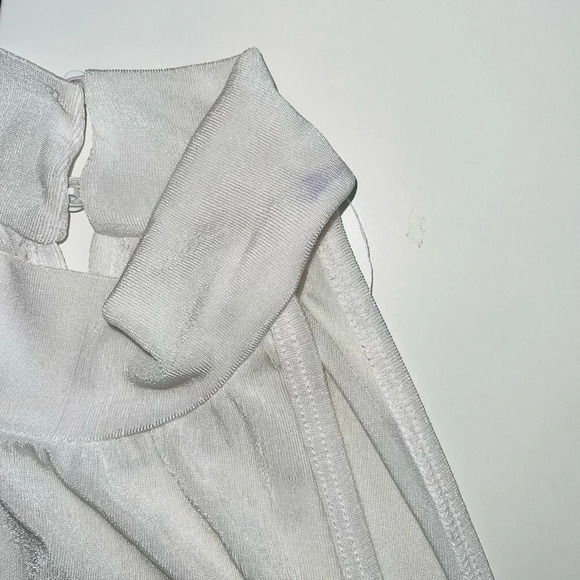 Maurices 24/7 White Halter Neck Crinkle Tank Top Medium Women’s - Picture 3 of 12